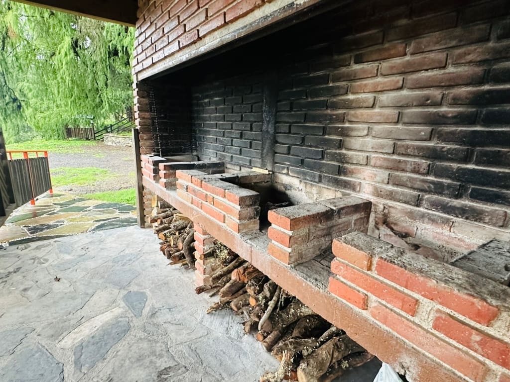 Cocina equipada (área común) - Cabañas El Sabino