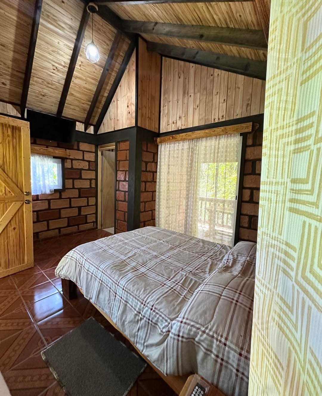 Cabaña sencilla para pareja - Cabañas El Sabino