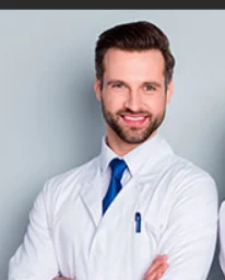 Dr. Carlos Ramírez