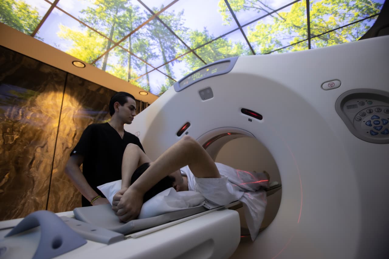 Estancia amplia dentro de la suite